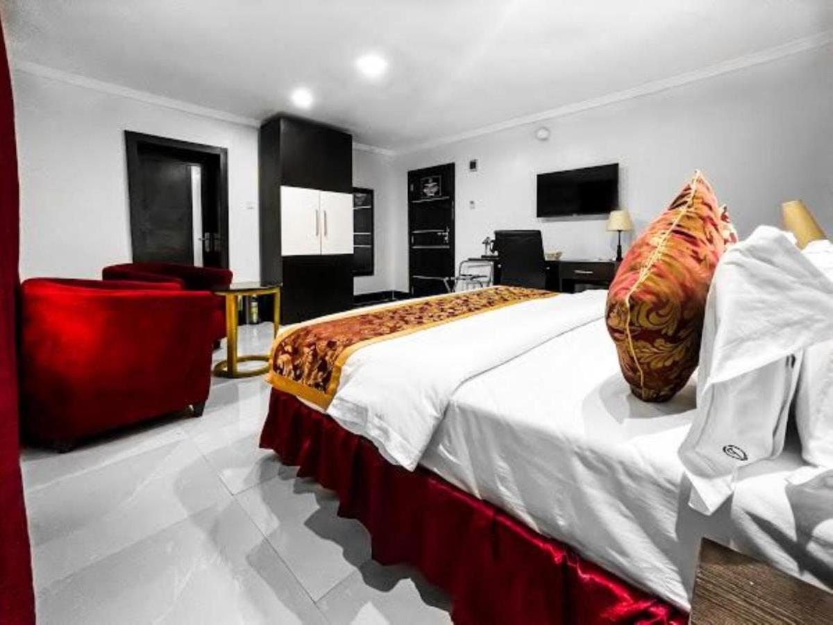 Pasadena Suites Lekki Εξωτερικό φωτογραφία