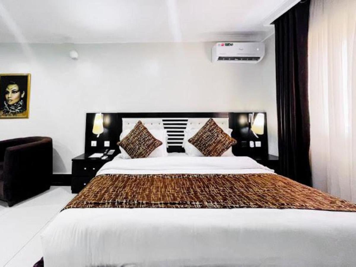 Pasadena Suites Lekki Εξωτερικό φωτογραφία