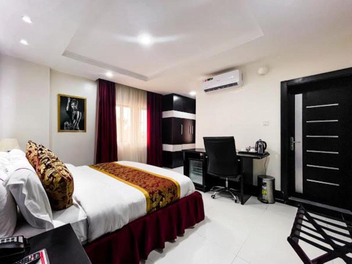 Pasadena Suites Lekki Εξωτερικό φωτογραφία